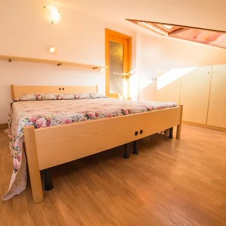Ca Serena Mansarda Appartement